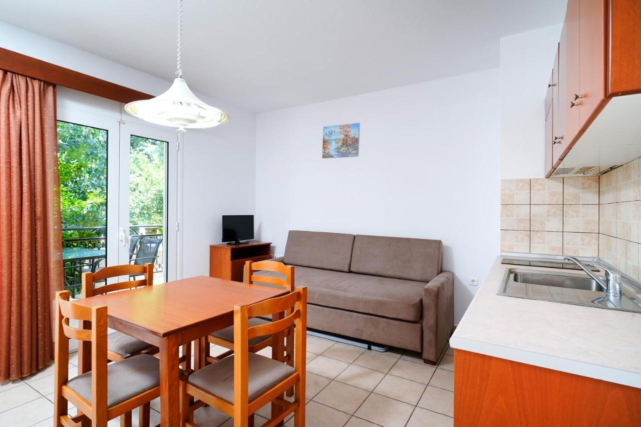 Green Apartments สกาลา โปเตมิอัส ภายนอก รูปภาพ