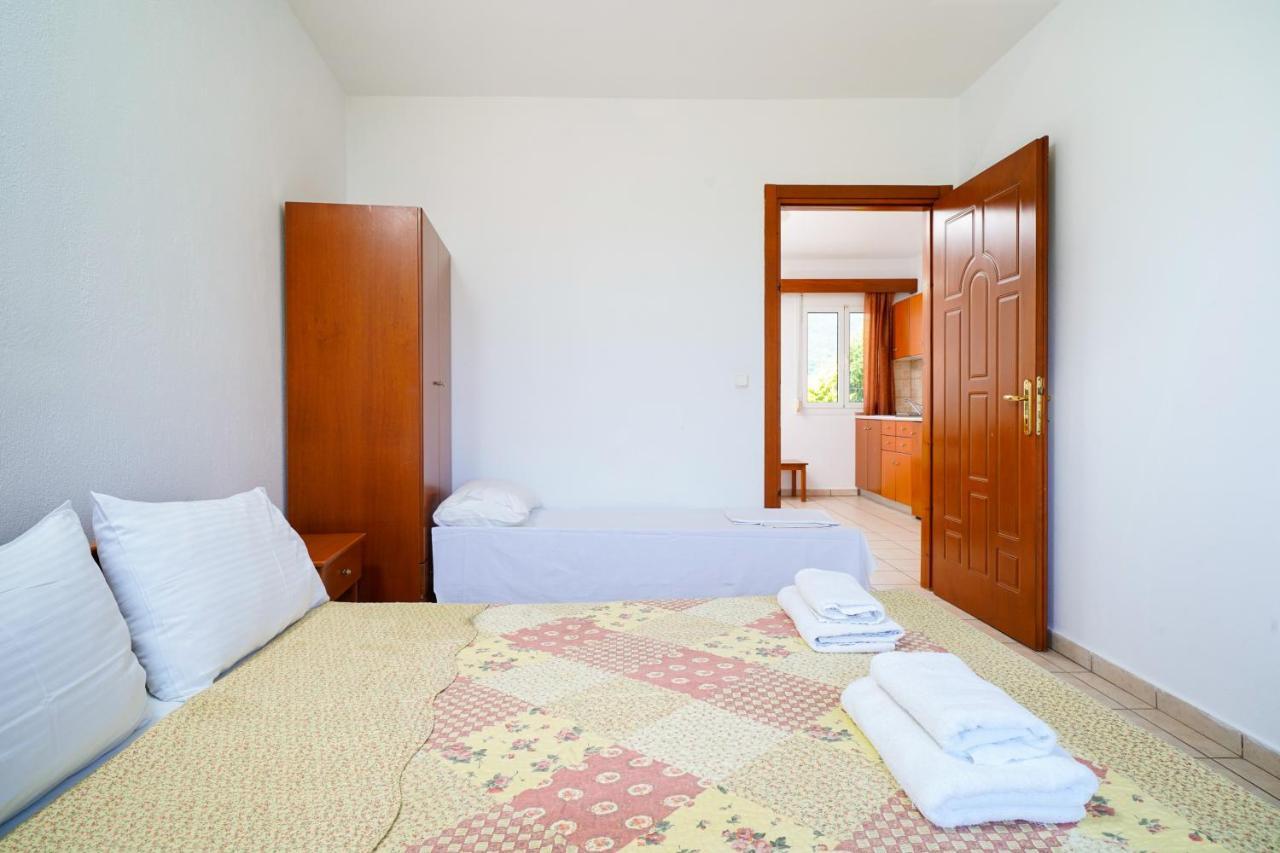 Green Apartments สกาลา โปเตมิอัส ภายนอก รูปภาพ